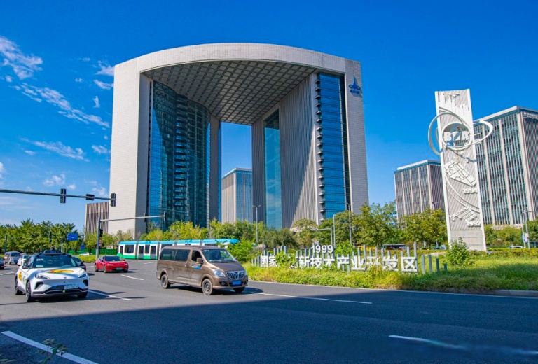 北京亦莊發(fā)布智慧城市十大創(chuàng)新成果，引領(lǐng)數(shù)字北京技術(shù)開(kāi)發(fā)新浪潮
